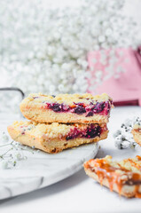 Blueberry lemon crumb bar