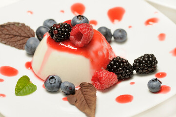 Panna cotta vegana e senza glutine