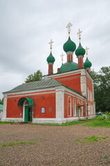 Fototapeta na wymiar The Church of Alexander Nevsky in Pereslavl-Zalessky, Yaroslavl region. Golden ring of Russia