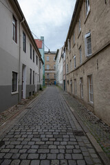 Fototapeta na wymiar Old street in the Schnoor district of Bremen