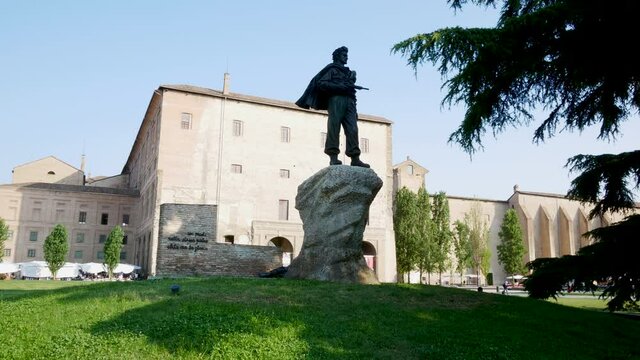 Parma, Italy, Monument to the partisan