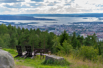 Obraz premium Oslo city from Grefsenkollen surrounded by fjords and sea landscape