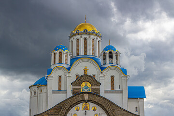 Church of the Intercession of the most Holy Theotokos in the Yasenevo district of Moscow