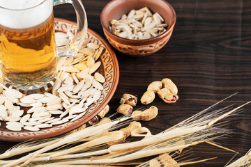 Alcohol drink with snacks and dry fruits
