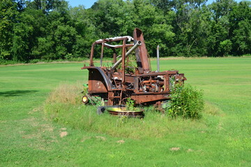 Fototapeta premium old rusty tractor