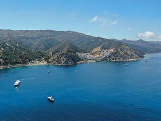 Fototapeta na wymiar Aerial view of Avalon Bay in Santa Catalina Island, tourist attraction in Southern California, USA