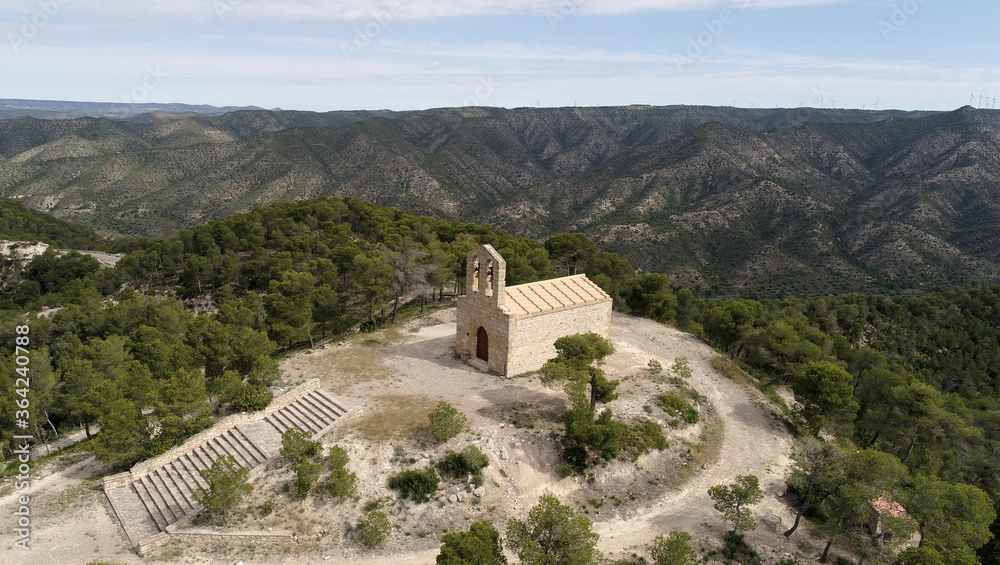 Wall mural Ermita de Berrús cerca de la presa de Ribarroja d'Ebre