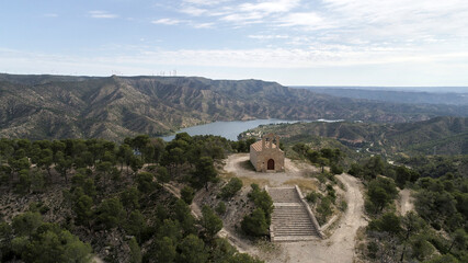 Ermita de Berrús cerca de la presa de Ribarroja d'Ebre