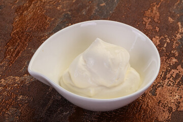 Sour cream in the bowl