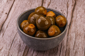 Marinated feijoa in the bowl