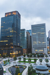 東京の近代的なビル