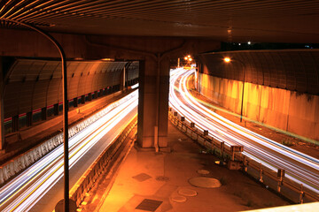 夜のハイウェイジャンクション