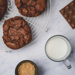 chocolate chip cookies