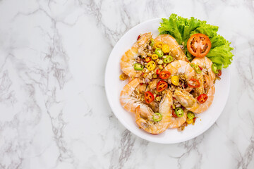 Stir fried prawns with salt and chili