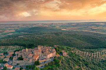 Aerial view of the medieval town of capalbio in the tuscan maremma - obrazy, fototapety, plakaty