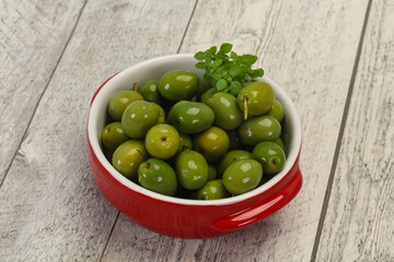 Green Campo Real olives in the bowl