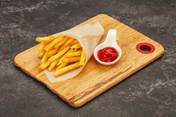 French Fry with tomato sauce
