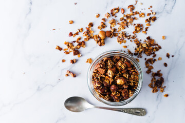 oatmeal nuts granola with berries
