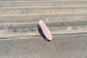 skateboard falls down the stairs. hazardous sports. skateboard injuries. © Елена Гурова