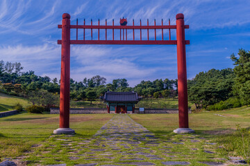 Wooden gate of Chungjangsa shrine