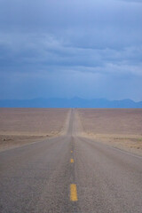 Fototapeta na wymiar Road to Death Valley