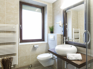 Modernes Badezimmer