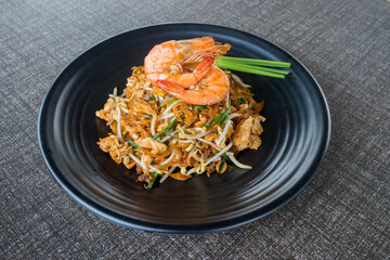 Pad thai, noodles, lunch, restaurant, copy space, vegetable, lime, ingredient, lemon, stir, top view, shrimp, garlic, Thai food, leaf, meal, noodle, seafood, chicken, tofu, egg, sauce, siam, thai food