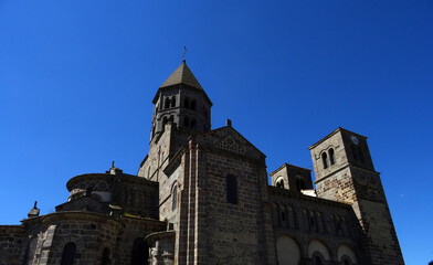 Fototapeta na wymiar Église st Nectaire Auvergne