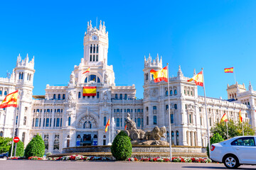 Obraz premium city hall, fountain of Cibeles In Madrid, Spain