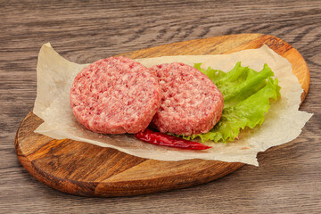 Raw beef cutlet for burger