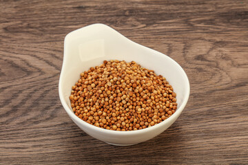 Coriander seeds in the bowl