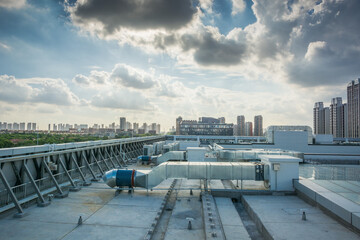 Big air control system on a roof