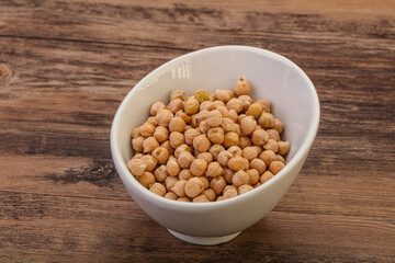 Vegan cuisine - Dry chickpea heap