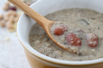 雑穀米類の具がたくさんのチャウダー