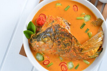Fish head curry, Indonesian dish