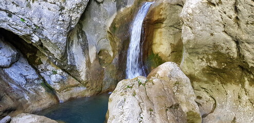 Blick auf einen Wasserfall in der Bärenschützklamm