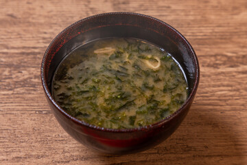 味噌汁　Typical Japanese miso (fermented soy) soup