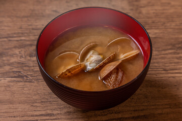 味噌汁　Typical Japanese miso (fermented soy) soup