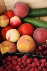 Fototapeta na wymiar Ripe fruit and berries on the table 