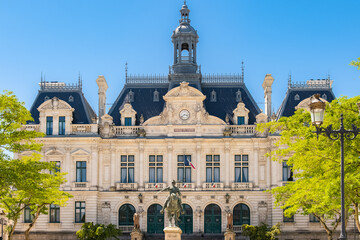 Fototapeta premium Vannes, beautiful city in Brittany, the city hall in the old center 