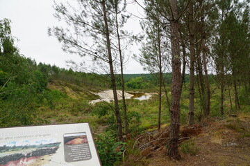 Le lac rouge de Guinzengeard