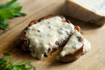 Premium beef sirloin with cheese cream
