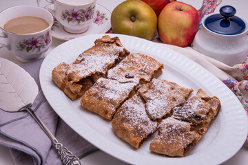 Pastel de manzanas apfelstrudel vienes