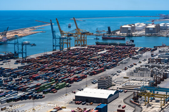 Barcelona city port 2