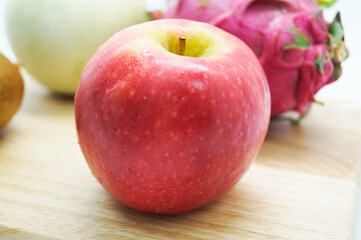 apple