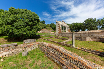 Fototapeta na wymiar Ruins of the ancient city Apollonia in Albania