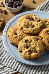 Homemade Warm Chocolate Chip Cookies