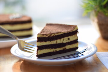 Torta tiramisu al chocolate, un clasico italiano a la hora del postre