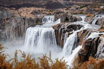 Powerful waterfalls of Shoshone Falls, Idaho