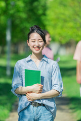 大学生のポートレート
